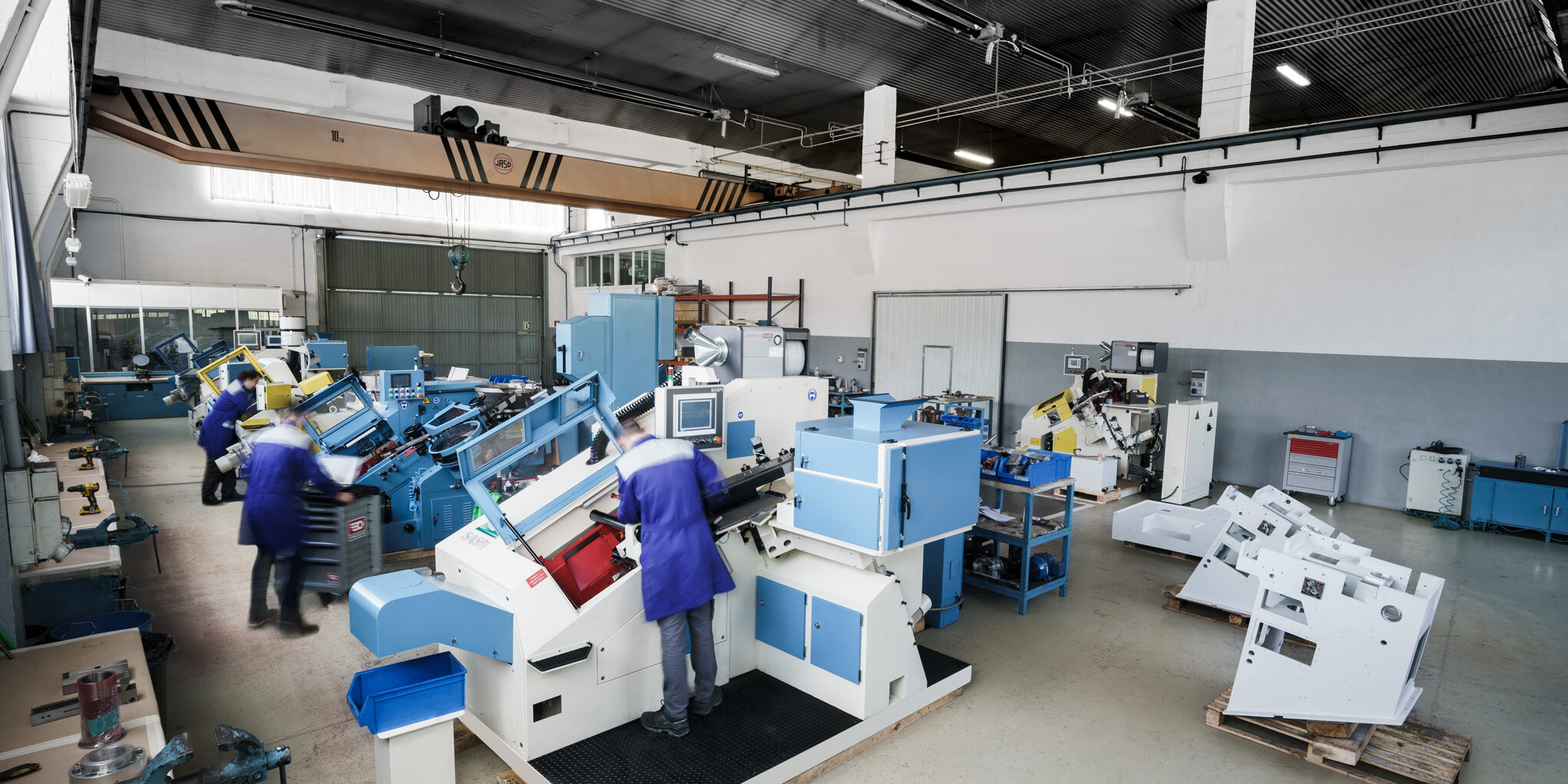 MÁQUINAS SASPI EN LA INDUSTRIA DE LA TORNILLERÍA